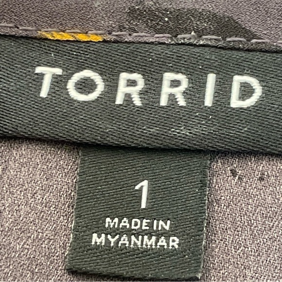 TORRID BLOUSE SIZE 1 - Picture 4 of 6